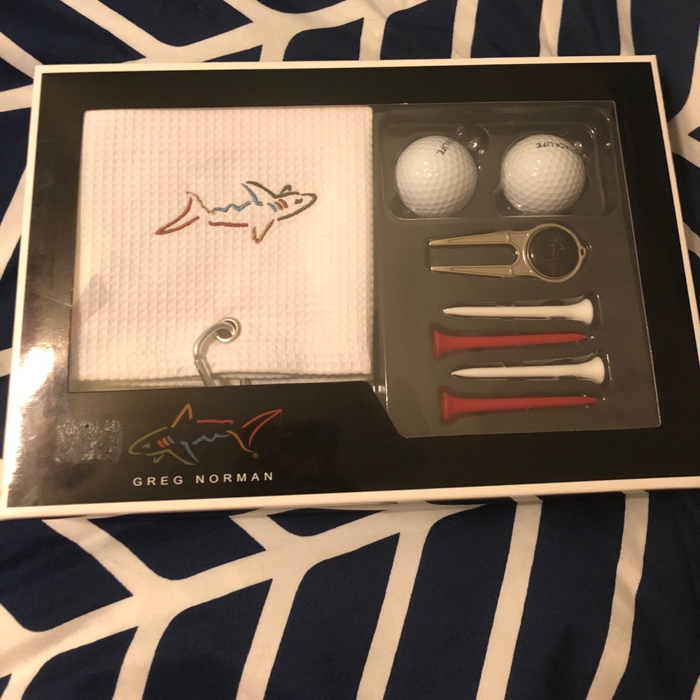 Brand New Greg Norman Golf Set